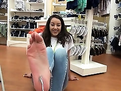 Foot Predator Foot Worship Bondage